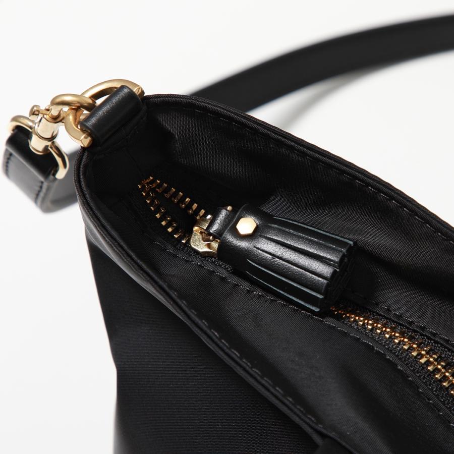 ANYA HINDMARCH アニヤハインドマーチ ショルダーバッグ アイズ ANYA HINDMARCH アニヤハインドマーチ ショルダーバッグ アイズ