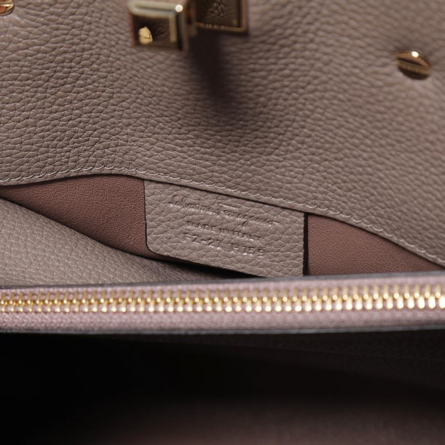 FERRAGAMO フェラガモ ハンドバッグ STUDIO BAG 21 H159 FERRAGAMO フェラガモ ハンドバッグ STUDIO BAG 21 H159