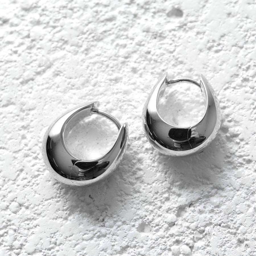 TOM WOOD TOMWOOD トムウッド ピアス Ice Hoop Small アイス TOM WOOD TOMWOOD トムウッド ピアス Ice Hoop Small アイス