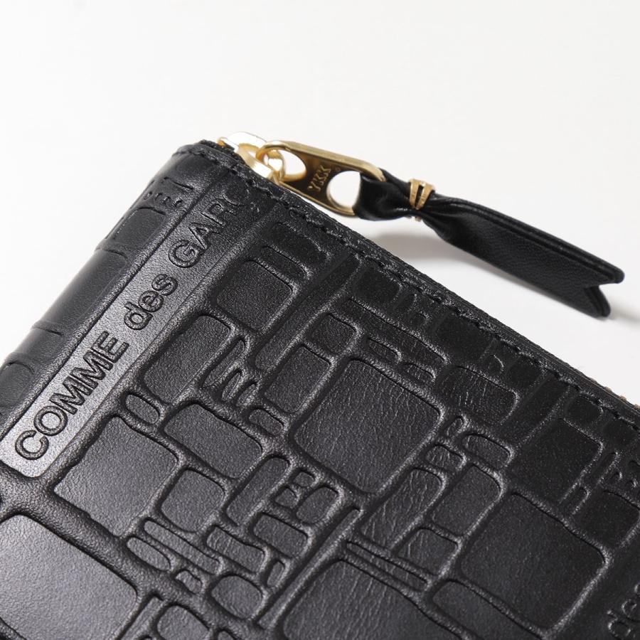 COMME des GARCONS コムデギャルソン 二つ折り財布 EMBOSSED