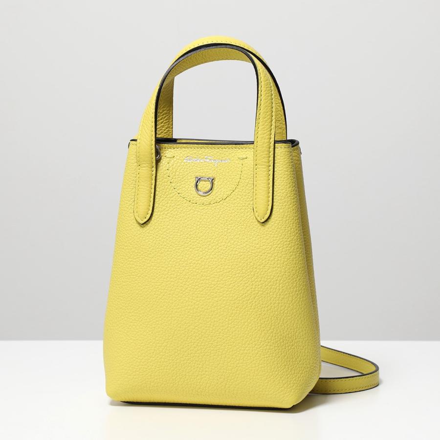 SALVATORE FERRAGAMO フェラガモ ショルダーバッグ 22 0024 GANCINI ガンチーニ レディース レザー ハンドバッグ 鞄 カラー4色 :330419048:インポートセレクト musee 通販 ★2022年秋冬新作★ サルヴァトーレフェラガモ 21 H986 726579 ミニバッグ ショルダーバッグ ボディバッグGANCINI SAND FOSTER NERO ROSSO