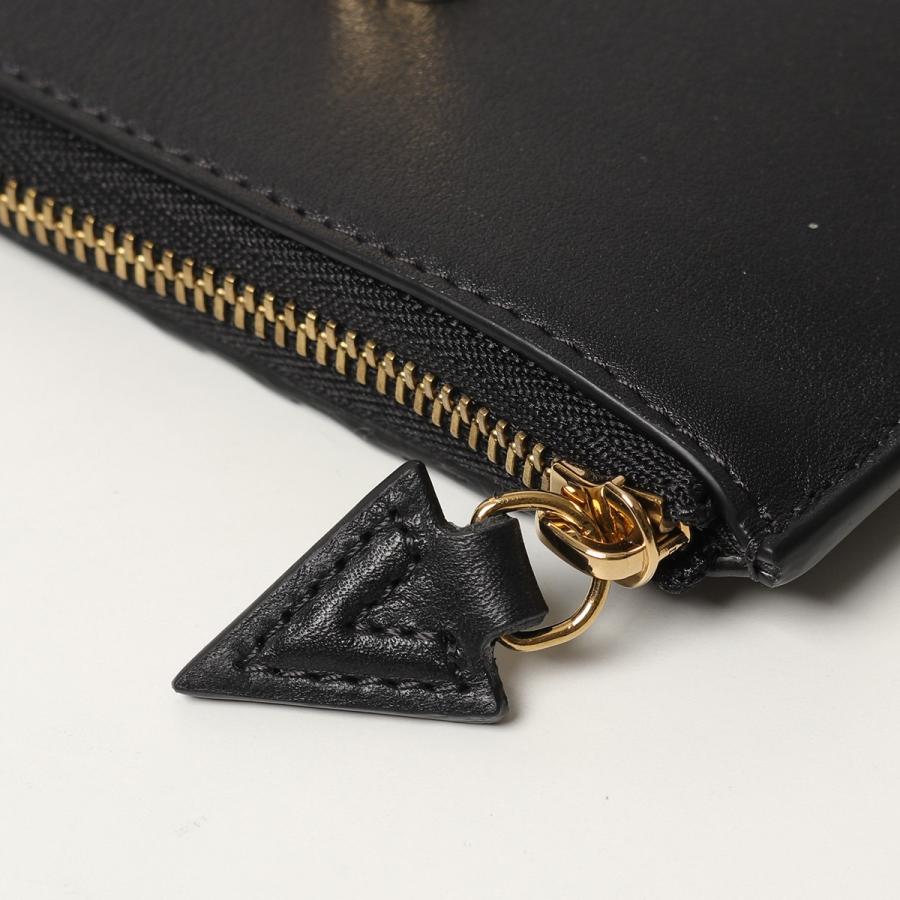 VERSACE（ヴェルサーチェ） ヴェルサーチ フラグメントケース DP38435