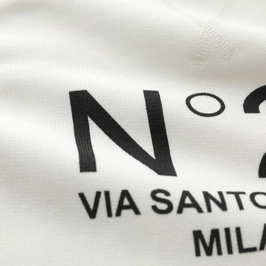 N°21 ヌメロヴェントゥーノ E031 6326 カラー2色 スウェット プル  