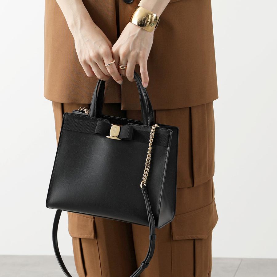 FERRAGAMO フェラガモ トートバッグ 21 I290 ヴィラ レディース FERRAGAMO フェラガモ トートバッグ 21 I290 ヴィラ レディース