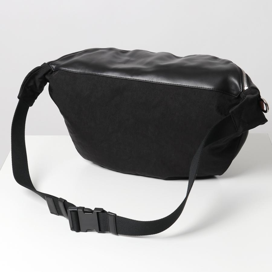 LOEWE ロエベ ボディバッグ PUFFY BELTPACK XL B687C60X01 LOEWE ロエベ ボディバッグ PUFFY BELTPACK XL B687C60X01