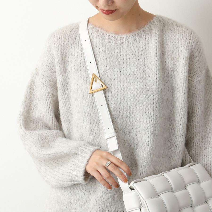 BOTTEGA VENETA（ボッテガ・ヴェネタ） ショルダーバッグ パデッド