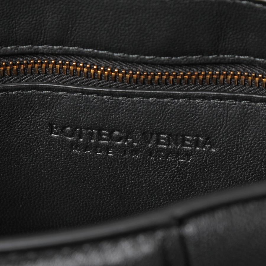 BOTTEGA VENETA ボッテガヴェネタ ショルダーバッグ パデッド BOTTEGA VENETA ボッテガヴェネタ ショルダーバッグ パデッド