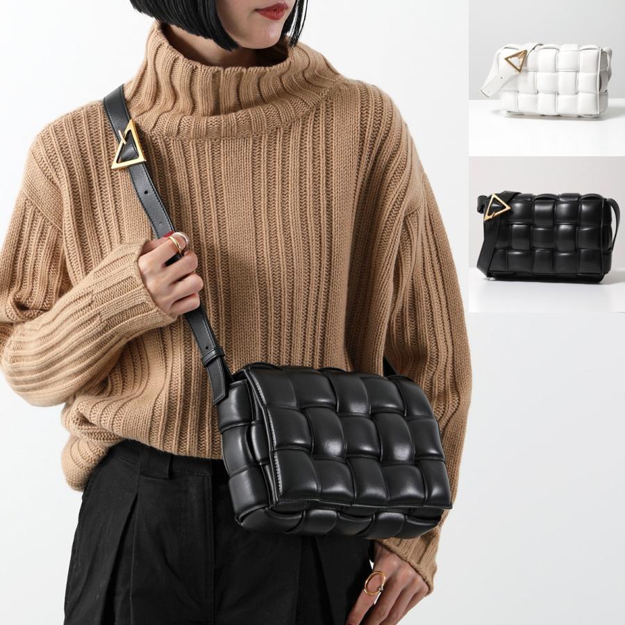 BOTTEGA VENETA ボッテガヴェネタ ショルダーバッグ パデッド BOTTEGA VENETA ボッテガヴェネタ ショルダーバッグ パデッド