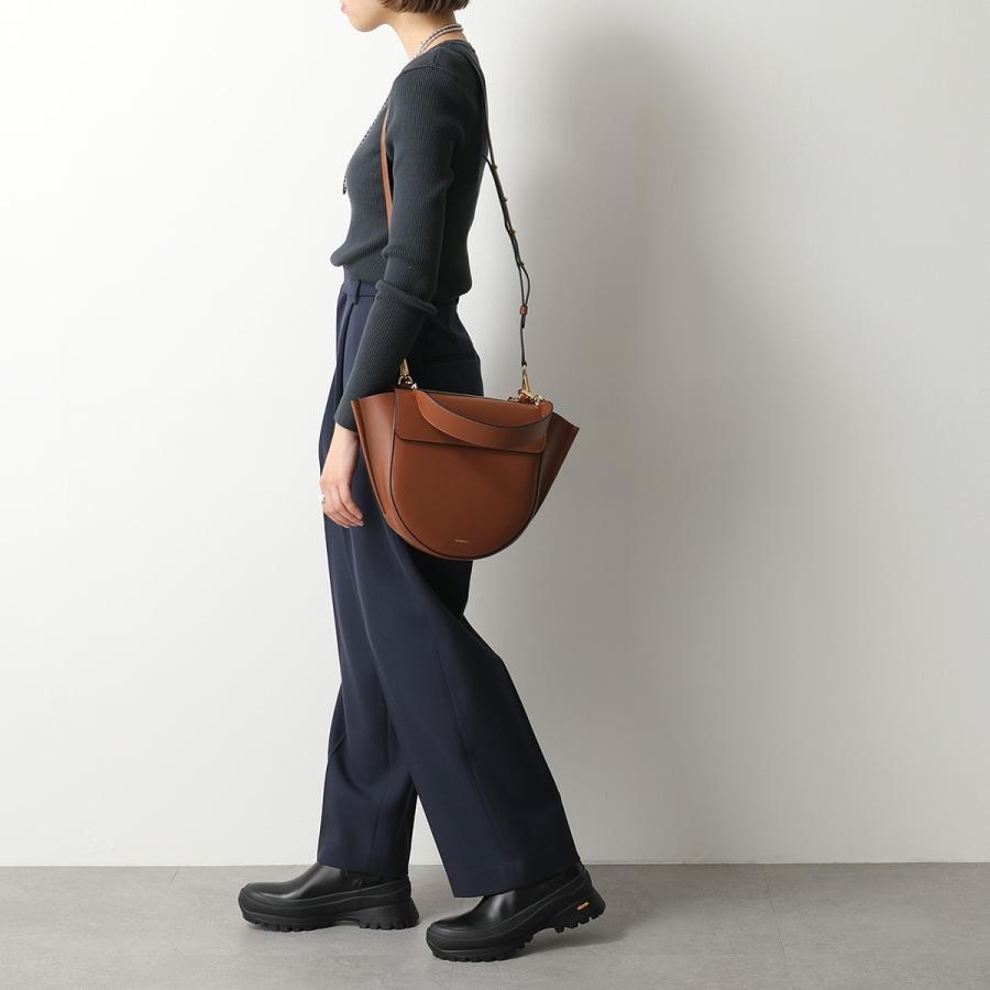 WANDLER ワンドラー ショルダーバッグ HORTENSIA MEDIUM WANDLER ワンドラー ショルダーバッグ HORTENSIA MEDIUM