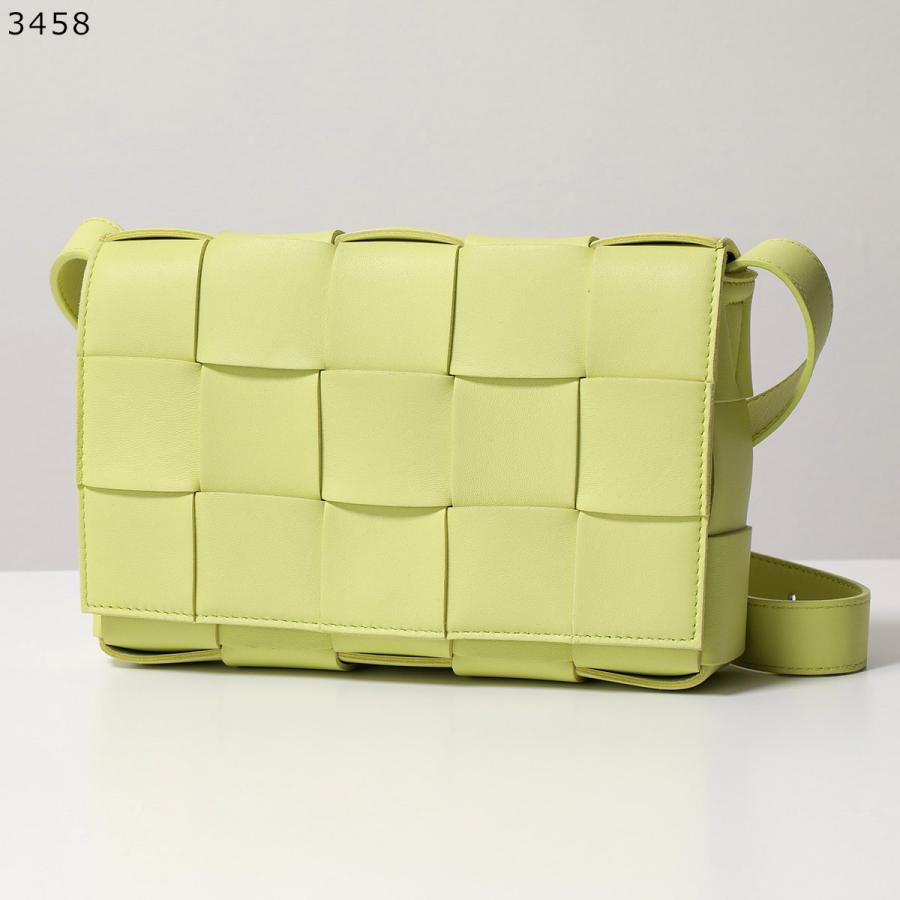 BOTTEGA VENETA（ボッテガ・ヴェネタ） ショルダーバッグ カセット