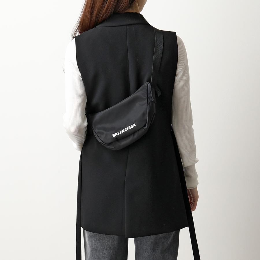 BALENCIAGA バレンシアガ ボディバッグ WHEEL 661926 H858X レディース スモールスリングバッグ ロゴ刺繍 ベルトバッグ  ナイロン 鞄 1090/BLACK-WHITE