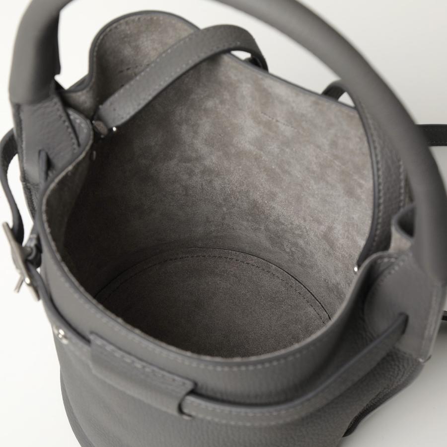 CELINE セリーヌ バケツバッグ Big Bag Nano Bucket ビッグ CELINE セリーヌ バケツバッグ Big Bag Nano Bucket ビッグ