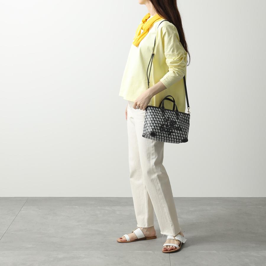 ANYA HINDMARCH（アニヤ・ハインドマーチ） ショルダーバッグ I AM A