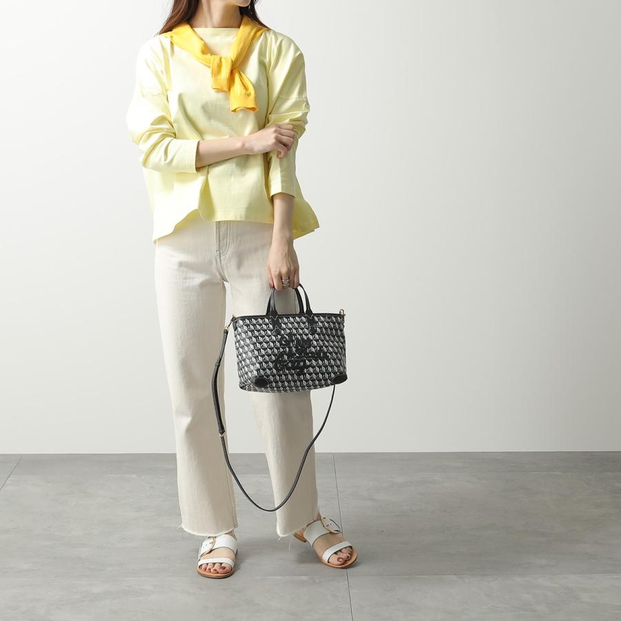 ANYA HINDMARCH（アニヤ・ハインドマーチ） ショルダーバッグ I AM A