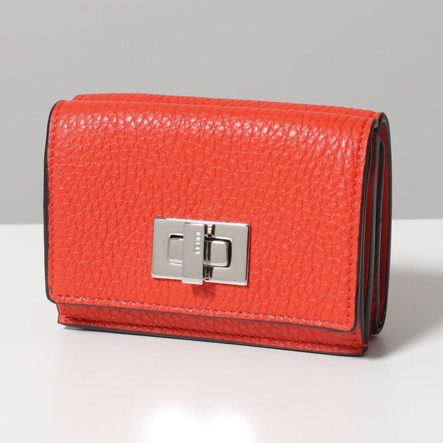 FENDI フェンディ 三つ折り財布 ピーカブー セレリア 8M0426