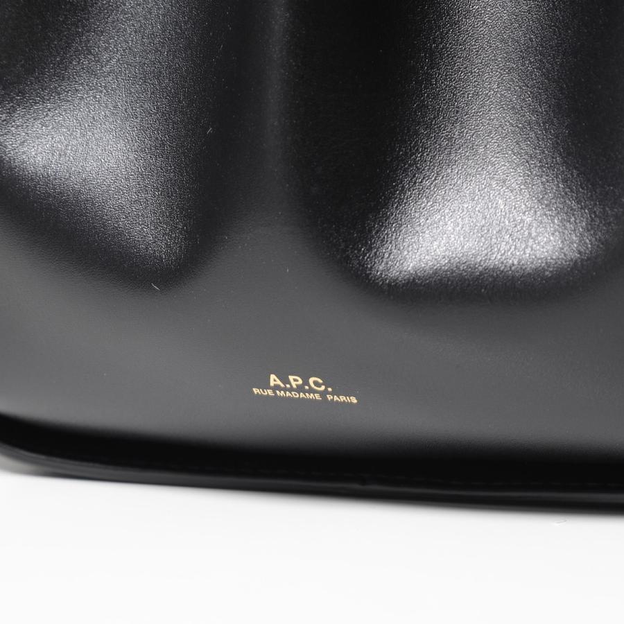A.P.C.（アーペーセー） APC A.P.C. ショルダーバッグ sac courtney
