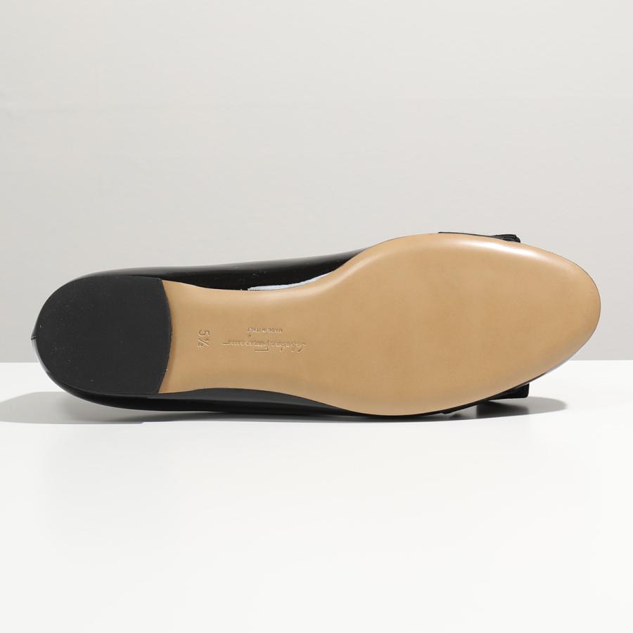 フェラガモ パンプス フラット VARINA サイズ6C スパンコール フェラガモ パンプス フラット VARINA サイズ6C スパンコール