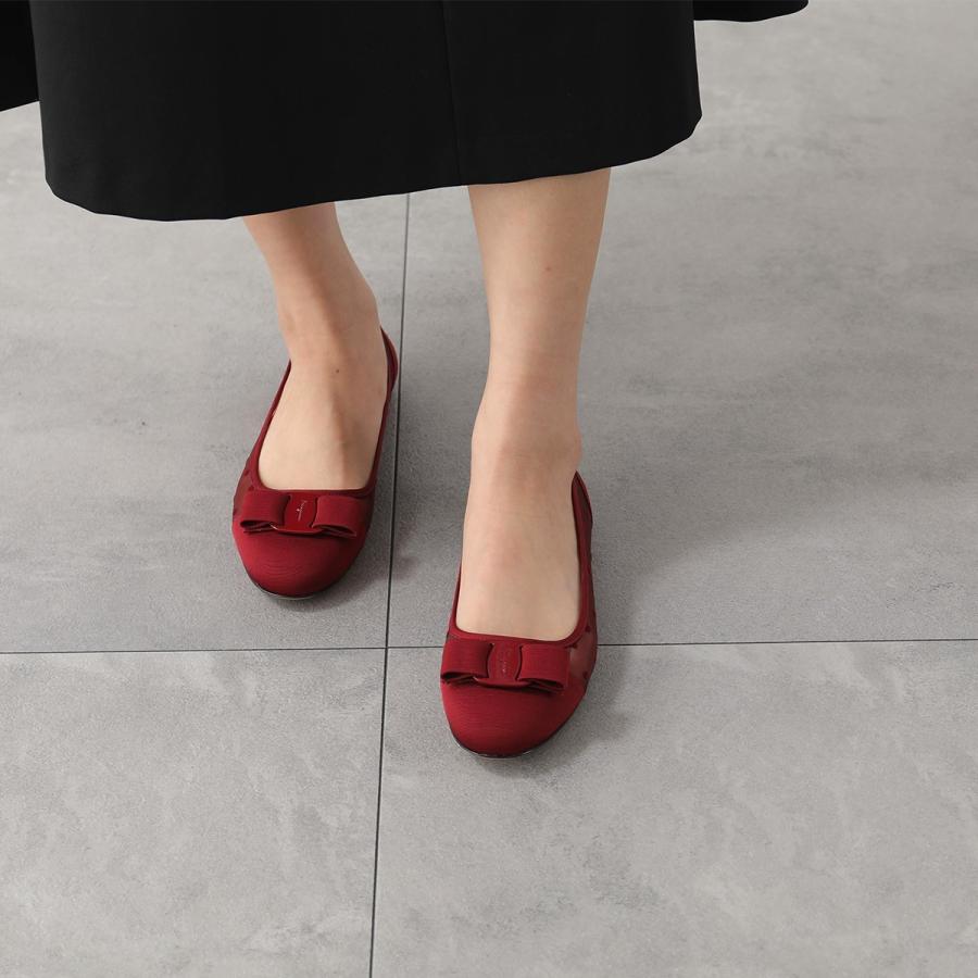 SALVATORE FERRAGAMO フェラガモ フラットパンプス VARINADOTS 724119 レディース ヴィラリボン ドット 水玉 シューズ ワイズD 靴 RED-CHILE :340614660:インポートセレクト musee - 通販 - Yahoo!ショッピング SALVATORE FERRAGAMO フェラガモ フラットパンプス VARINADOTS 724119 レディース ヴィラリボン ドット 水玉 シューズ ワイズD 靴 RED-CHILE :340614660:インポートセレクト musee - 通販 - Yahoo!ショッピング