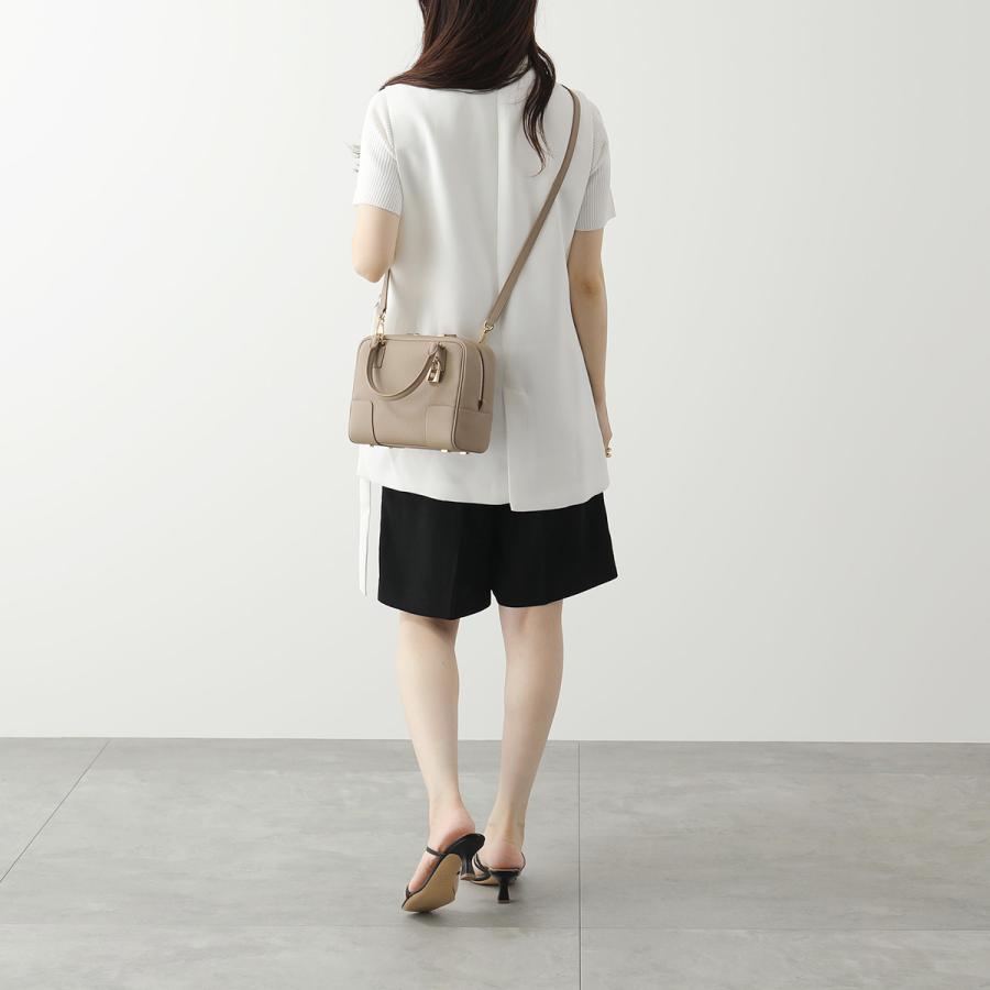 LOEWE ロエベ ショルダーバッグ AMAZONA19 SQUARE アマソナ19 LOEWE ロエベ ショルダーバッグ AMAZONA19 SQUARE アマソナ19