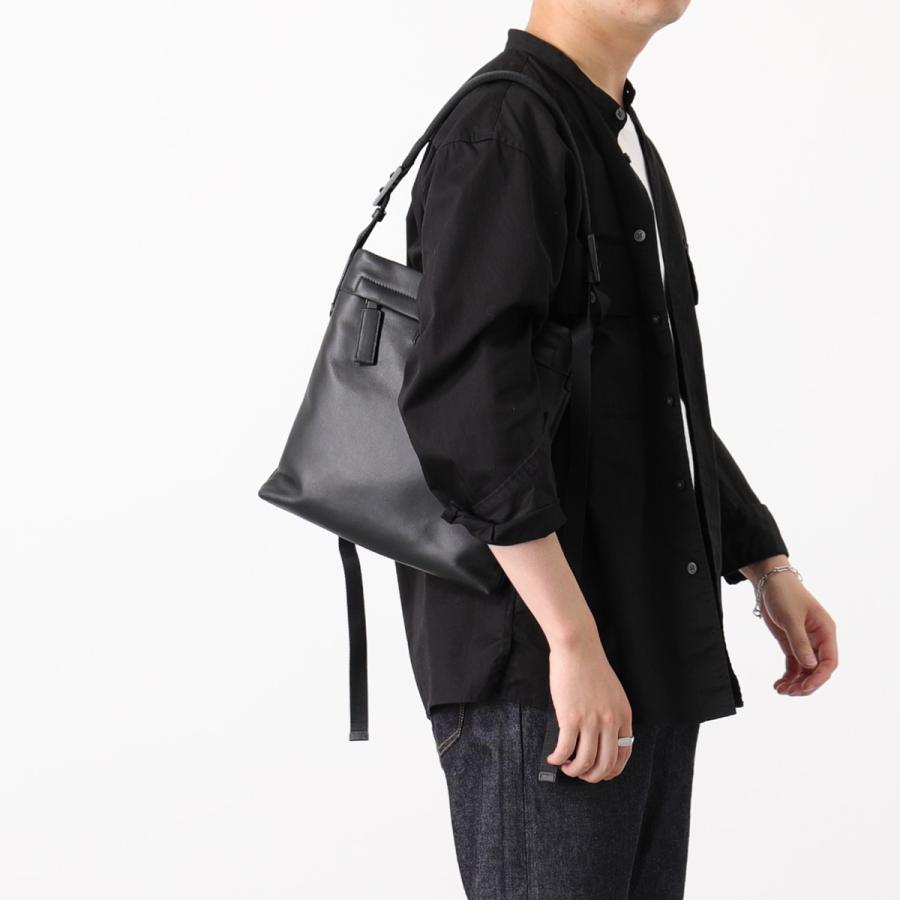 【美品】RYU リュウ クロスボディバッグ 本革 ブラック メンズ ショルダー 楽天市場】[Ryu] SQUARE BODY BAG : wathz