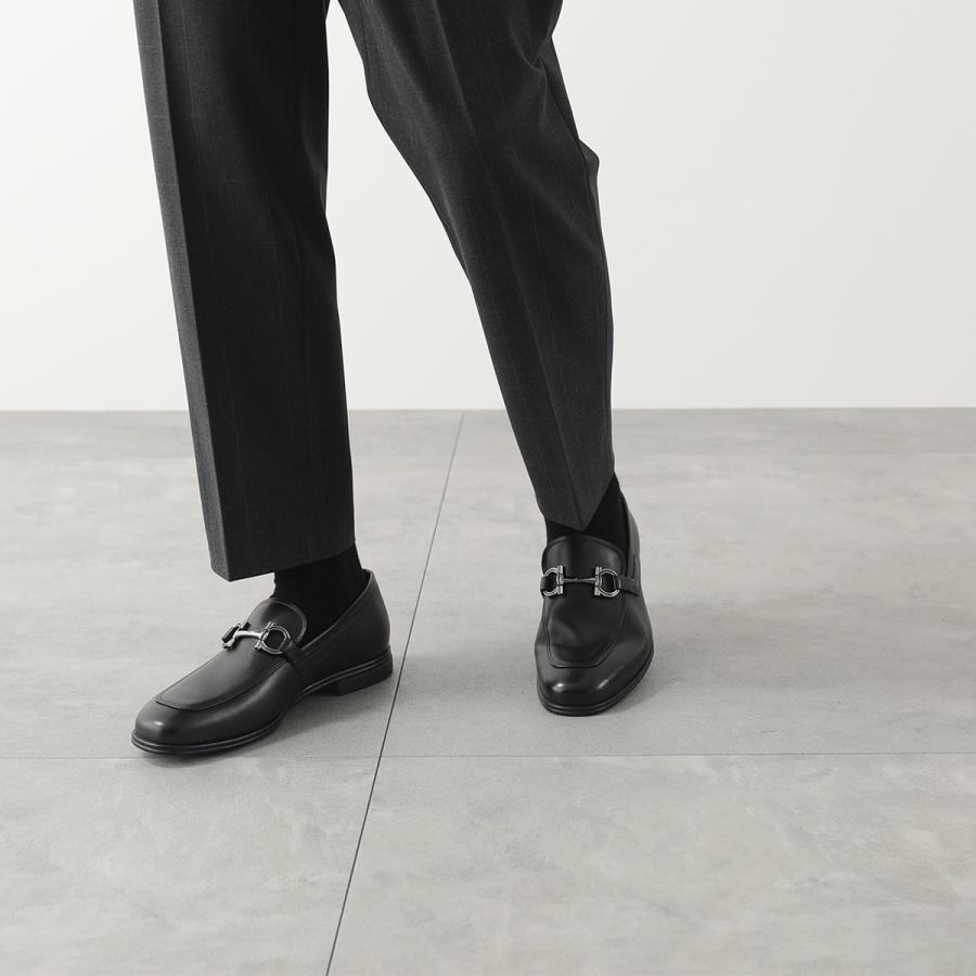 フェラガモ靴 sold】“Salvatore Ferragamo” ⁡ 近年だとラグジュアリーな