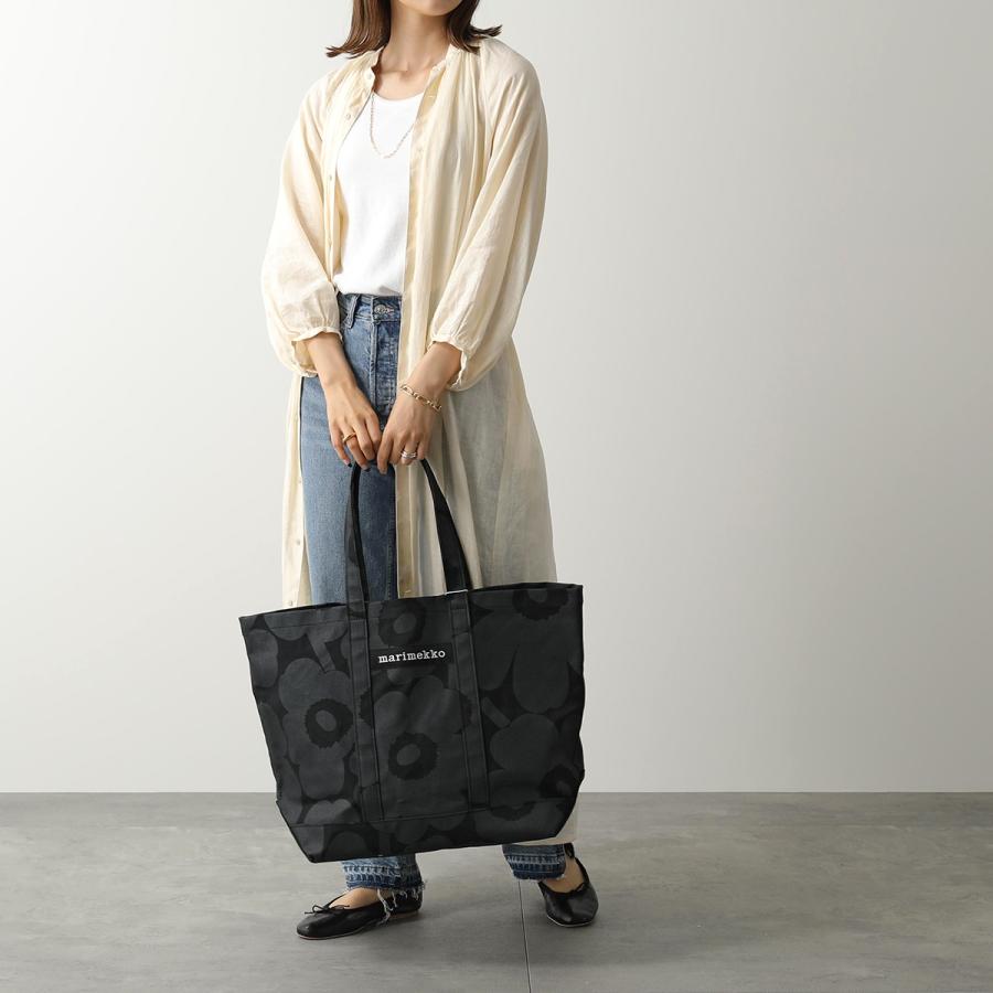 【未使用】 marimekko マリメッコ レザー ブラック キャンバス マリメッコ marimekko リュックサック デイパック キャンバス レザー