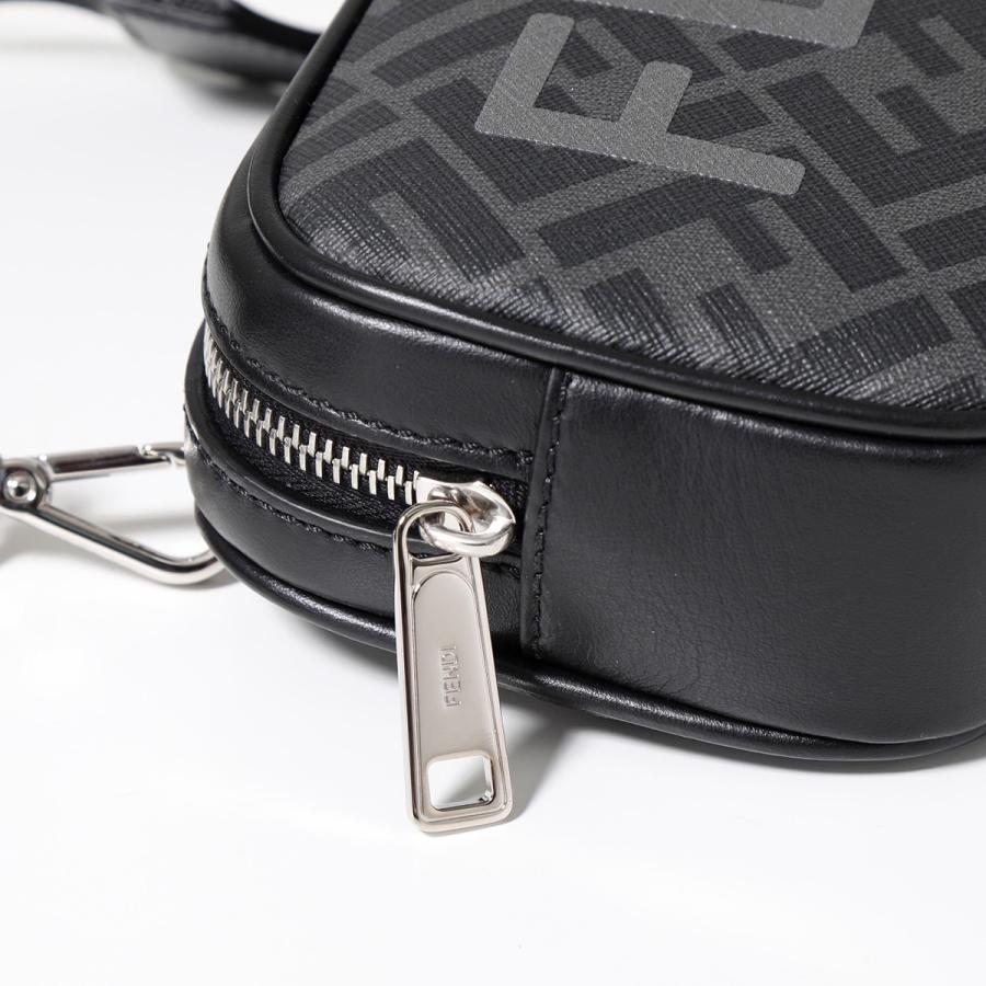 FENDI フェンディ ショルダーバッグ CAMERA CASE SMALL カメラ FENDI フェンディ ショルダーバッグ CAMERA CASE SMALL カメラ