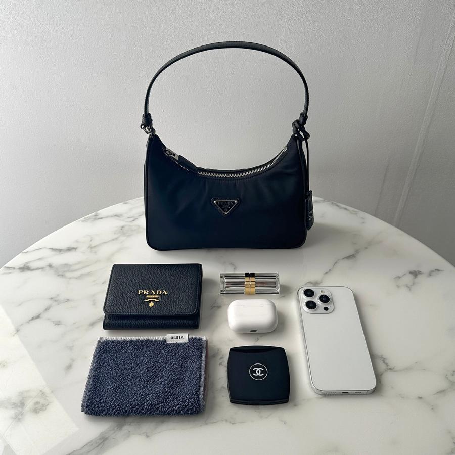 PRADA（プラダ） ハンドバッグ Re-Edition 2005 Re-Nylon 1N204M