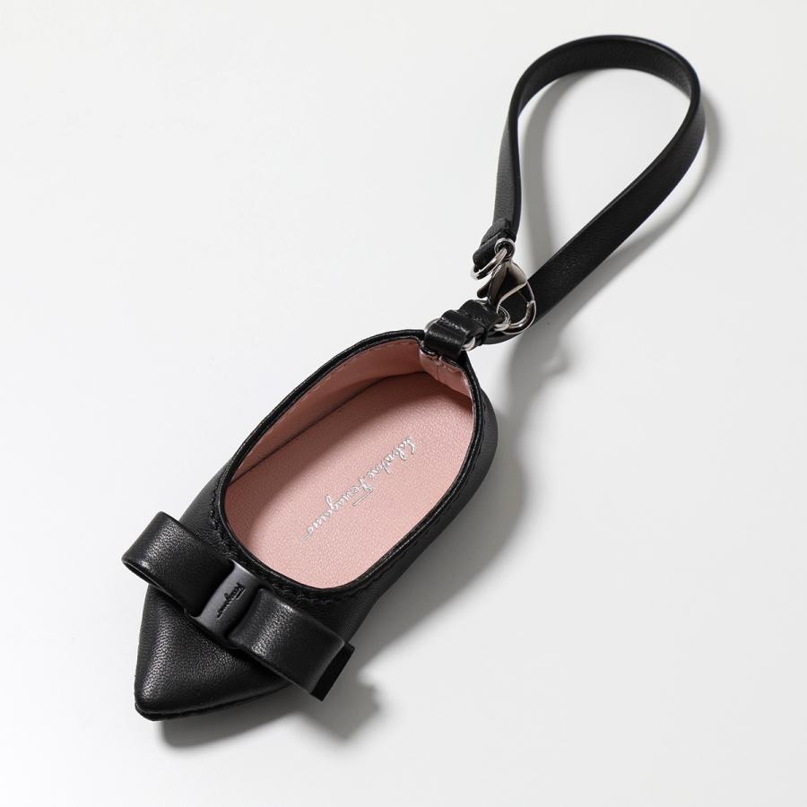 【美品✨】フェラガモ　エナメル　リボンモチーフ　ヴァラリボン　ラバー　6 1/2 41rs+LFRUyL._AC_.jpg