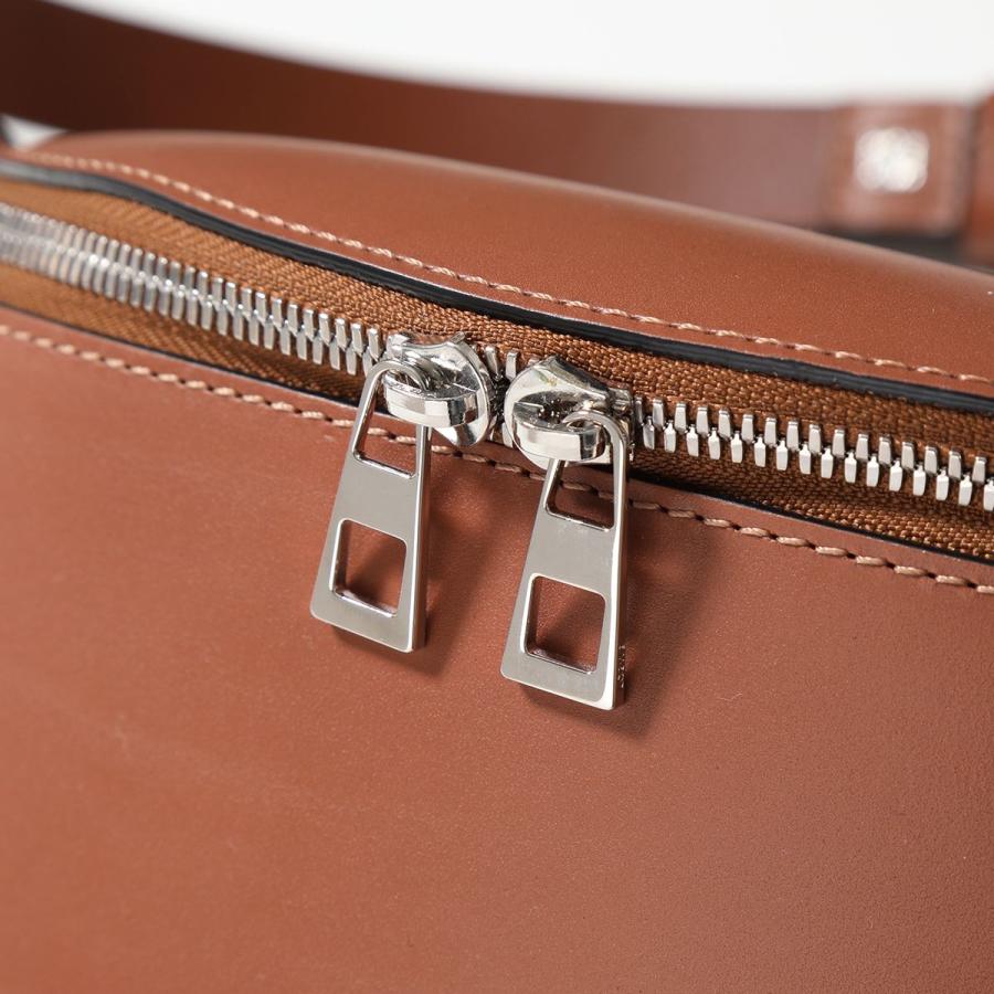 LOEWE（ロエベ） ボディバッグ BUM BAG バムバッグ B687D16X01