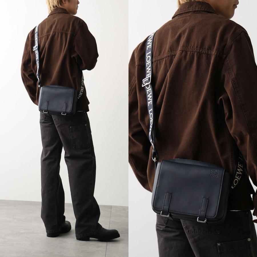 極美品　LOEWE ロエベ メッセンジャーバッグ ショルダーバッグ アナグラム LOEWE（ロエベ） ショルダーバッグ BOLSO MILITARY ミリタリー XS