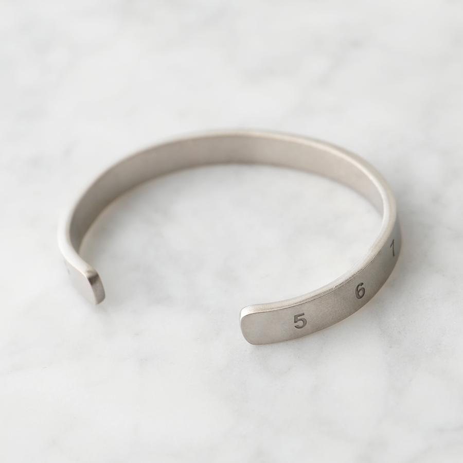 Maison Margiela MAISON MARGIELA メゾンマルジェラ 11 バングル Maison Margiela MAISON MARGIELA メゾンマルジェラ 11 バングル