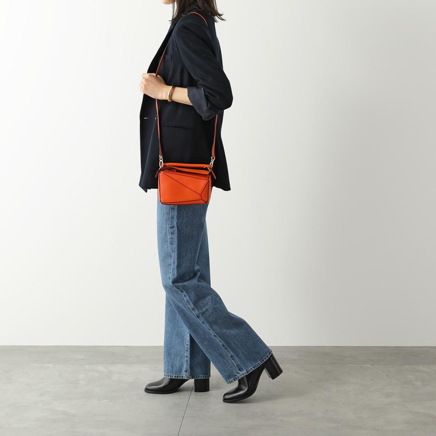 LOEWE（ロエベ） ショルダーバッグ BOLSO PUZZLE MINI 322.30.U95