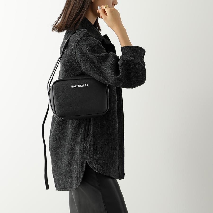 BALENCIAGA バレンシアガ ショルダーバッグ EVERYDAY MEDIUM BALENCIAGA バレンシアガ ショルダーバッグ EVERYDAY MEDIUM