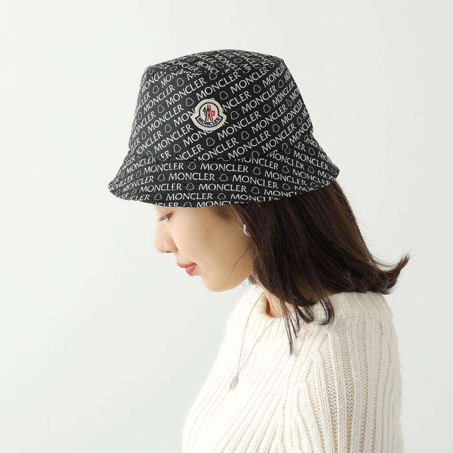 新品MONCLERモンクレールバケットハットフェルトロゴS黒総柄