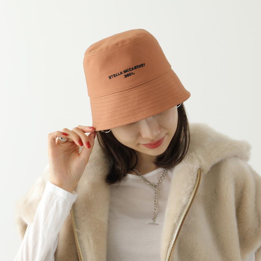 STELLA McCARTNEY ステラマッカートニー バケットハット 900453 WP0113 レディース リバーシブル ロゴ刺繍 コットン 帽子 2312/COGNAC/BLACK STELLA McCARTNEY ステラマッカートニー バケットハット WP0113 レディース リバーシブル ロゴ刺繍 コットン 帽子 2312/COGNAC/BLACK