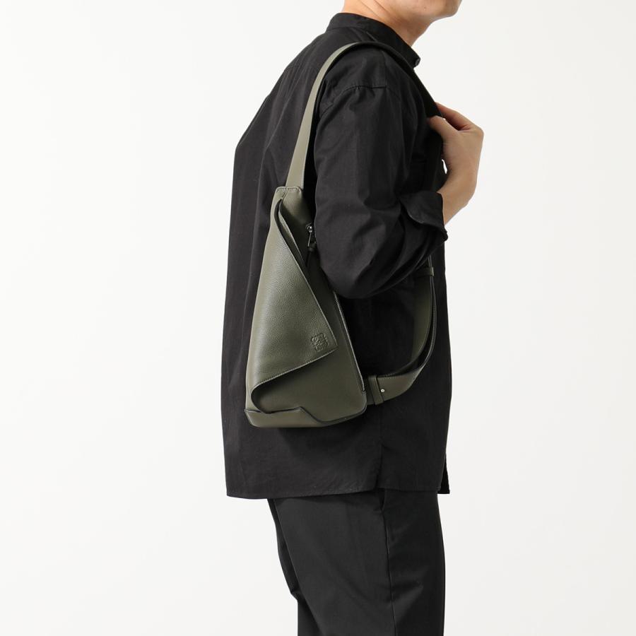 LOEWE ロエベ ショルダーバッグ B511A09X06 メンズ アントン LOEWE ロエベ ショルダーバッグ B511A09X06 メンズ アントン