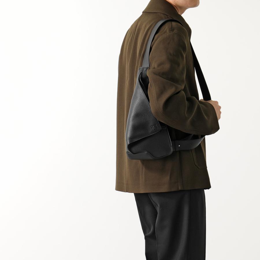 LOEWE ロエベ ショルダーバッグ B511A09X12 メンズ アントン LOEWE ロエベ ショルダーバッグ B511A09X12 メンズ アントン