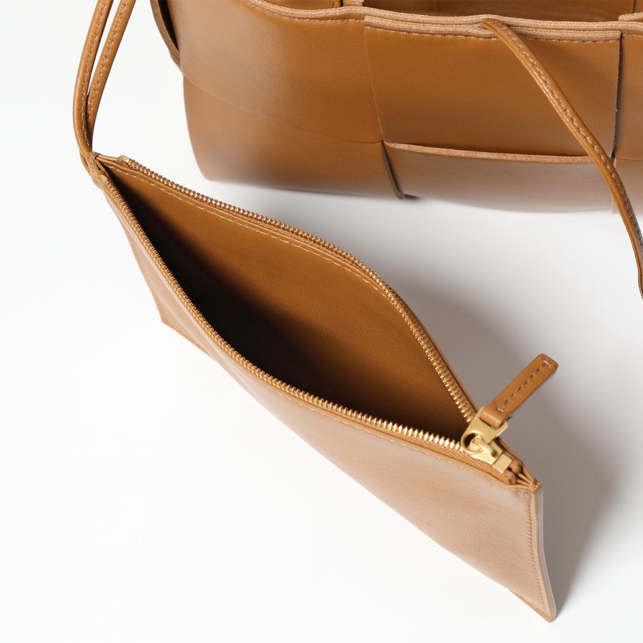 BOTTEGA VENETA（ボッテガ・ヴェネタ） ハンドバッグ ミニ アルコ