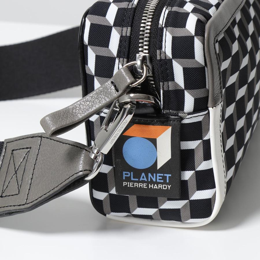 PIERRE HARDY ピエールアルディ カメラバッグ MAX CUBE BOX PIERRE HARDY ピエールアルディ カメラバッグ MAX CUBE BOX