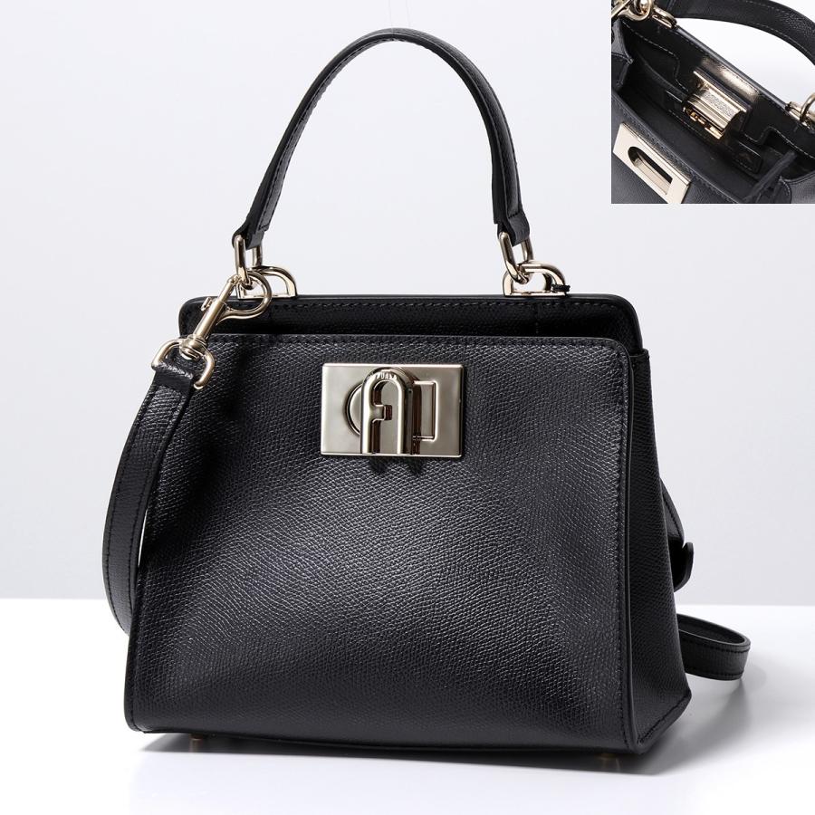 美品✨現行 フルラ ショルダーバッグ レザー ナイロン ブラック アーチロゴ ✨極美品✨【フルラ】ショルダーバッグ ブラック アーチロゴ オール