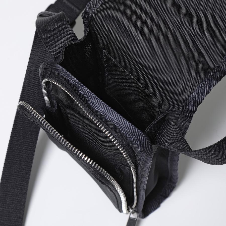 CELINE セリーヌ ショルダーバッグ TREKKING FLAP PHONE CELINE セリーヌ ショルダーバッグ TREKKING FLAP PHONE
