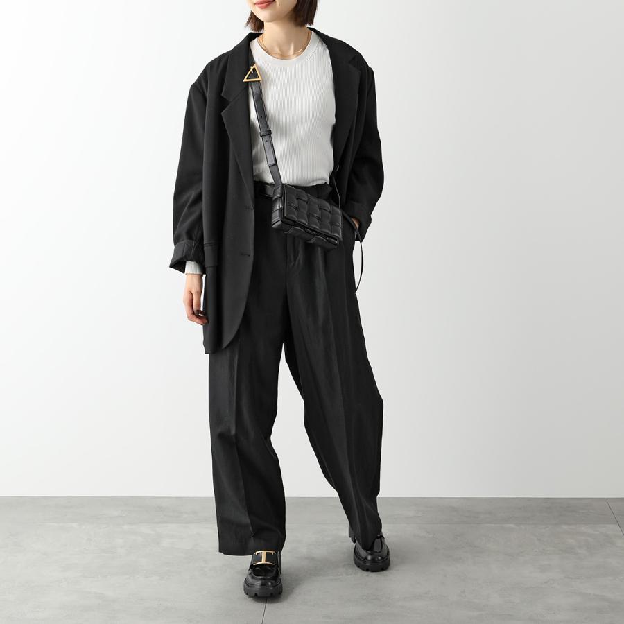 BOTTEGA VENETA（ボッテガ・ヴェネタ） ショルダーバッグ スモール