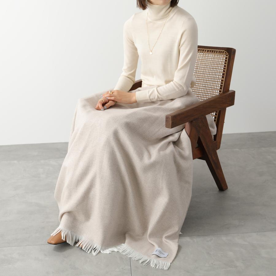 Johnstons of Elgin（ジョンストンズ オブ エルガン） JOHNSTONS