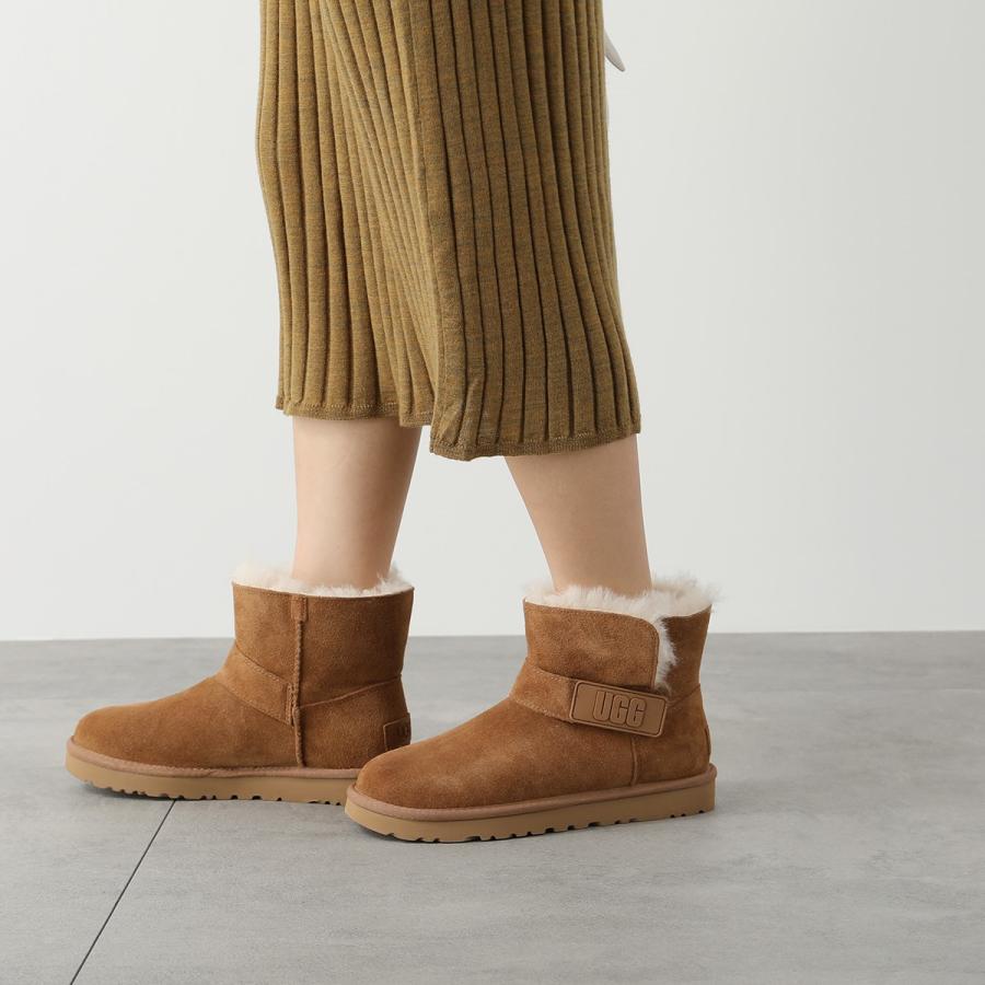 UGG ブラック ムートンブーツ ストラップ付き UGG ブラック ムートンブーツ ストラップ付き