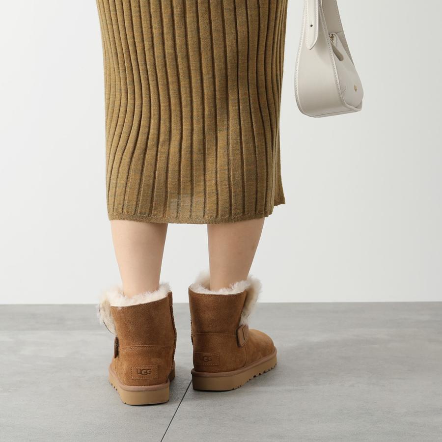 UGG（アグ） ムートンブーツ MINI BAILEY GRAPHIC LOGO STRAP ミニ