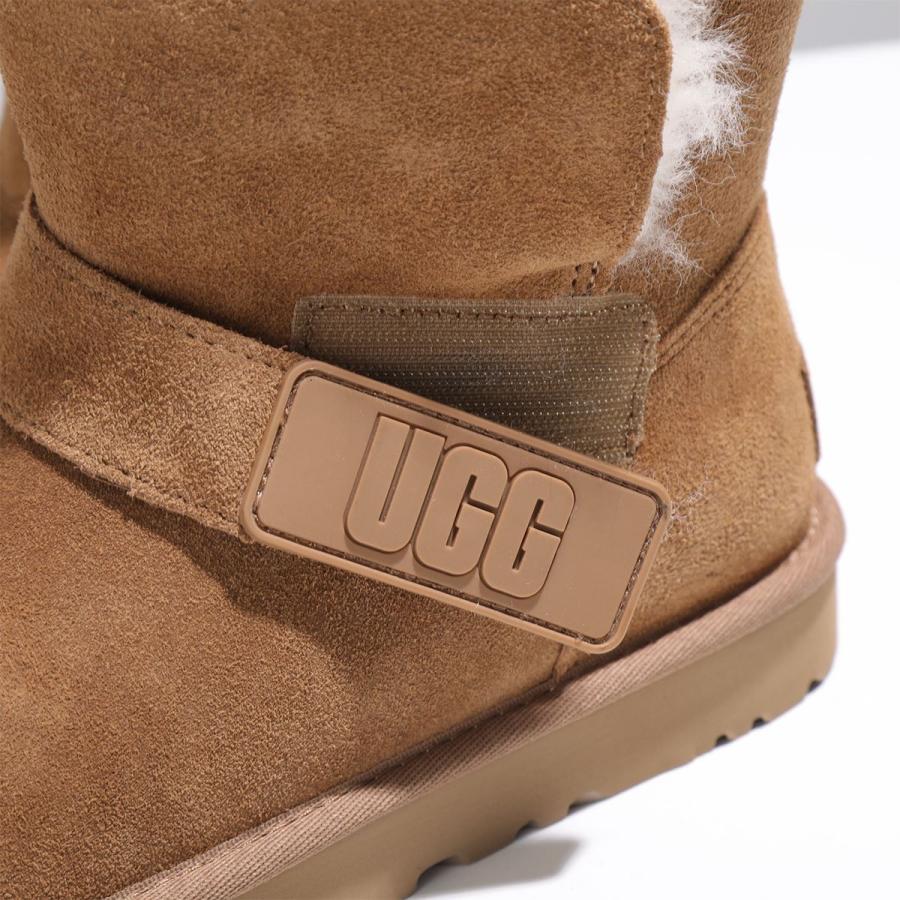 UGG（アグ） ムートンブーツ MINI BAILEY GRAPHIC LOGO STRAP ミニ