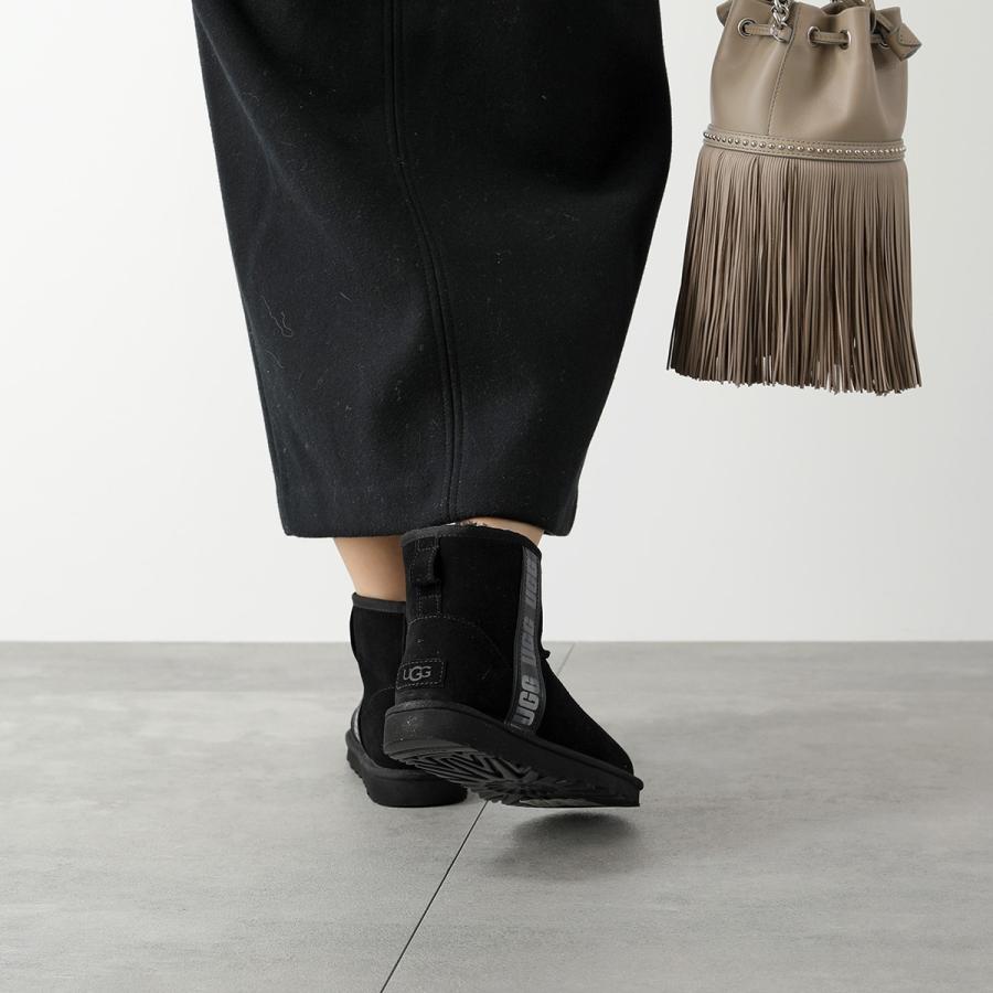 ほぼ未使用 UGG Mini Florence ムートンブーツ サイドジップ 黒 ほぼ未使用 UGG Mini Florence ムートンブーツ サイドジップ 黒