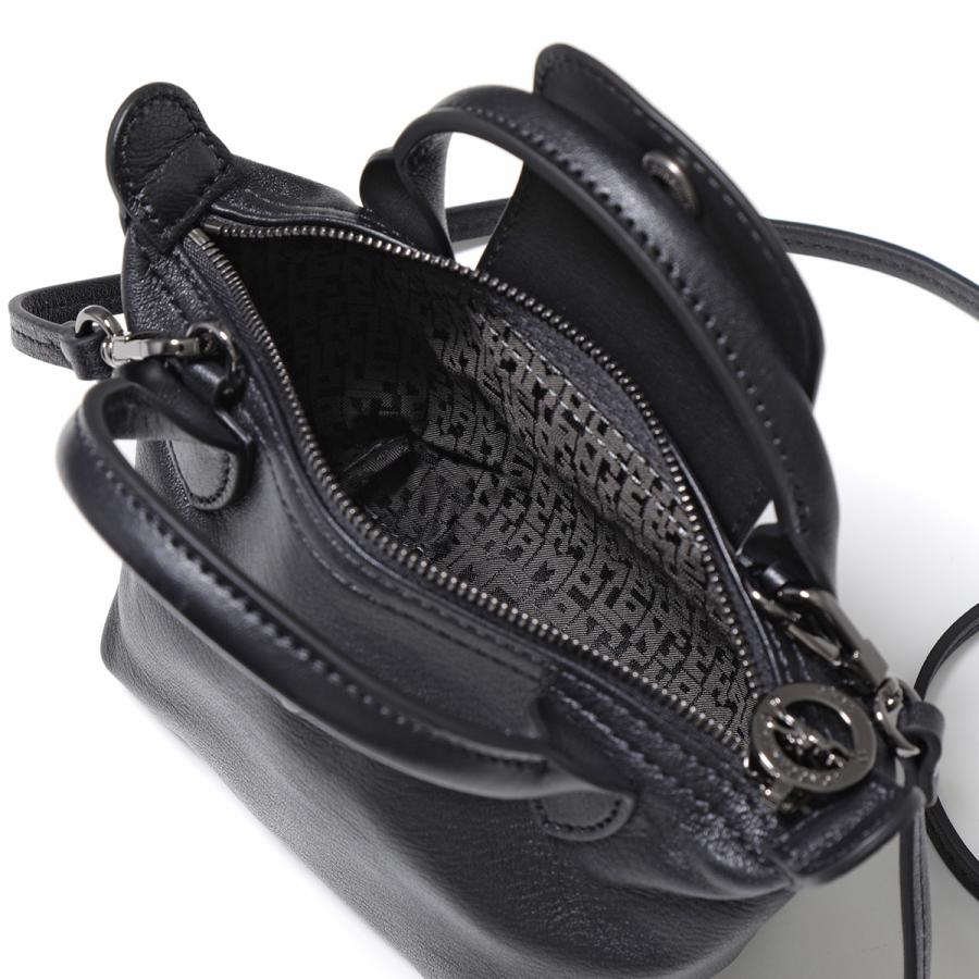 LONGCHAMP（ロンシャン） ショルダーバッグ ル プリアージュ