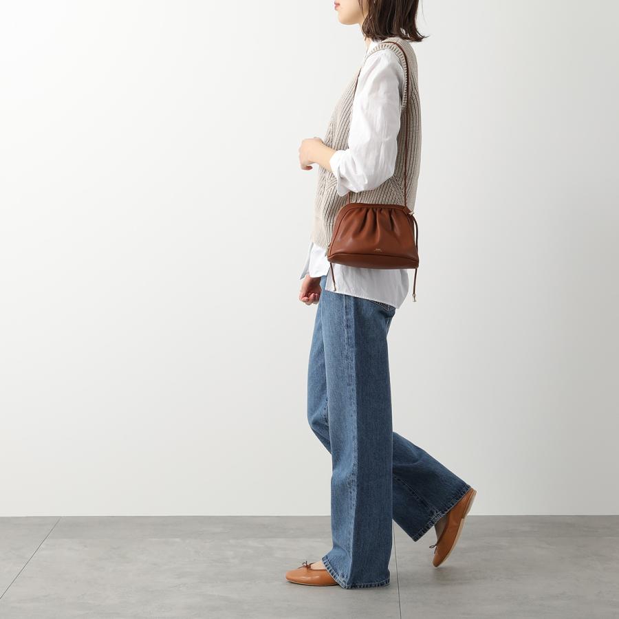 A.P.C. APC アーペーセー ショルダーバッグ BOURSE NINON PUAAT A.P.C. APC アーペーセー ショルダーバッグ BOURSE NINON PUAAT